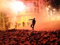 執政黨撇清貪污，土耳其人憤怒上街反政府