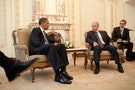 Barack_Obama_&_Vladimir_Putin_at_Putin's_dacha_2009-07-07