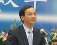 VOA_chinese_KMT_candidate_Eric_Chu_13May10_300