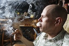 紐約時報呼籲取消大麻禁令：不比菸酒危險