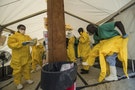 防伊波拉病毒擴散 西非班機停飛疫區、足球停賽