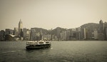 「香港製造」的死穴：就算有100億身家，也一頭樁進房地產