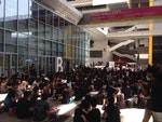 將軍澳香港專業教育學院（李惠利）有千人坐在地上罷課。Photo Credit: 香港獨立媒體網