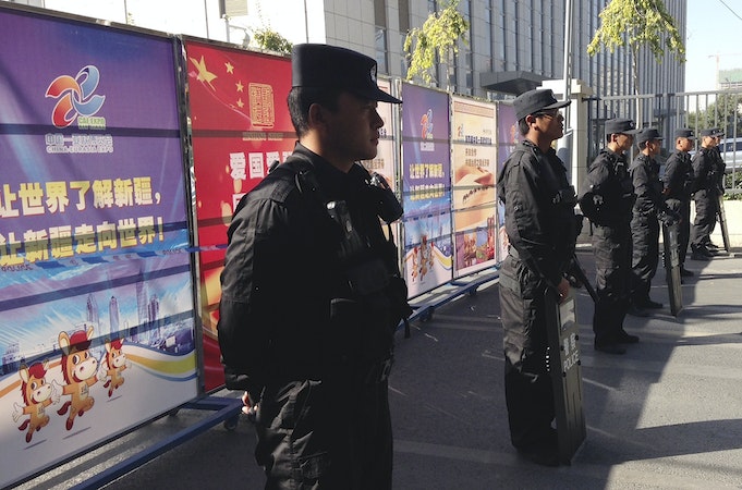 新疆再傳維族暴力襲擊巡警與漢人商販 共22死