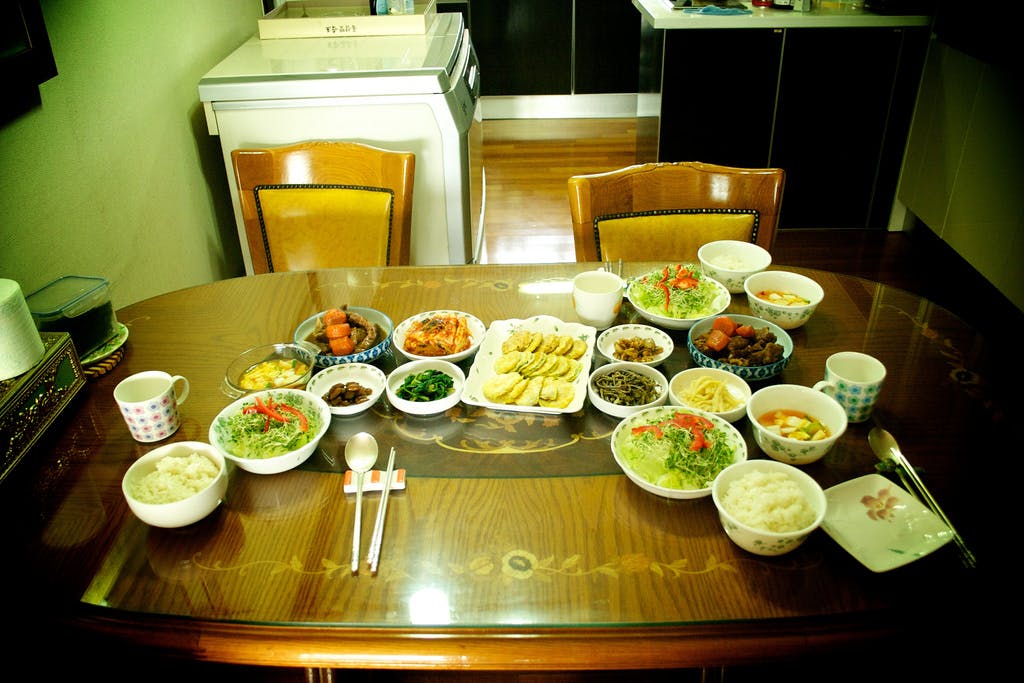 調查：不到一半韓國家庭維持一起吃早餐的「韓國禮儀」