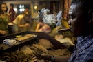 美國放寬對古巴旅遊與貿易禁令 可帶雪茄菸酒回國