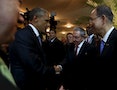 睽違60年美古領袖相見歡 歐巴馬向卡斯楚伸出「破冰之握」