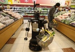  在大阪一家購物中心，Robovie-II機器人在2010年上路，協助顧客購物。是由日本京都市「國際電氣通信基礎技術研究所」（ATR）的智慧機器人部門研製。機器人會在門口招呼客人，協助提購物籃、提醒購買購物清單上的商品或指引在商場中迷路的人。