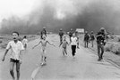 44年前撼動世界的越戰照片，如今那位女孩說：這張照片是我的「和平之路」