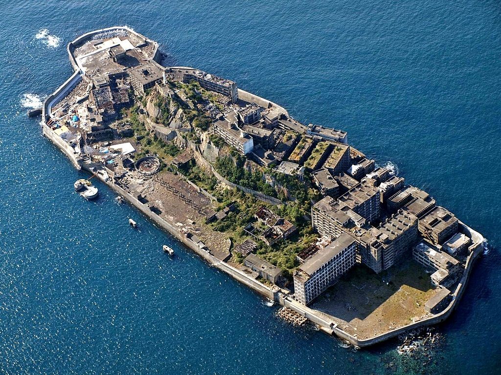 軍艦島完成品 過去と現代 ジオラマ