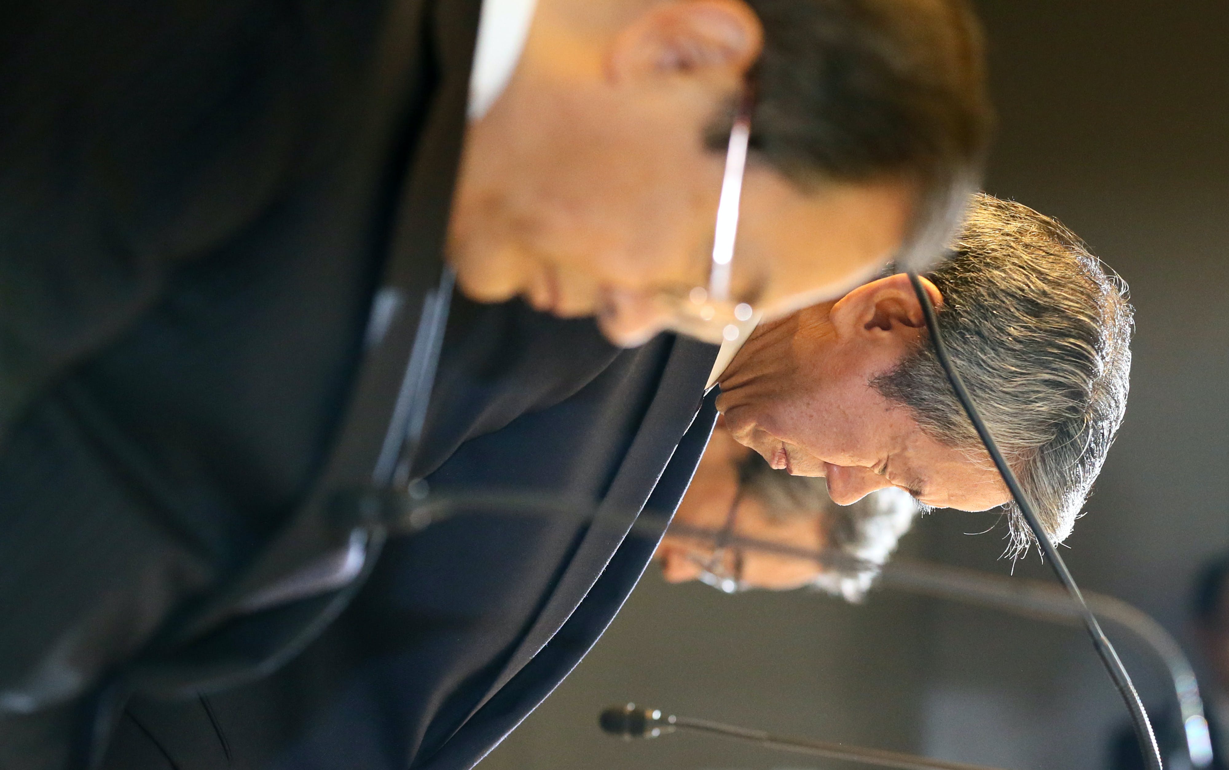 Incumbent, 2 ex-Toshiba presidents quit in scandal