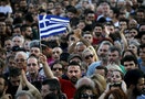 希臘紓困公投在即 正反雙方數萬民眾上街抗議