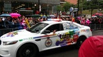 真是貨真價實支持同志平權的警車。攝於今年多倫多同志遊行。（由作者提供）