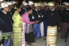 翁山蘇姬會見緬甸軍方強人 被質疑干預未來新政府？