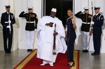 Yahya Jammeh和他的妻子Zineb Jammeh｜Photo Credit: Reuters/達志影像