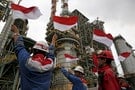 Indonesia Returns to OPEC Opposing Increase in Oil Prices