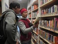 東南亞朋友的公共圖書館半日遊：藏書偏重生活主題，是否代表對外籍人士的片面想像？