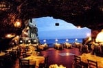 9 ristorante-grotta-palazzese