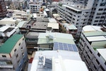 屋頂鐵皮改建綠能設施合法化。圖片來源：高雄市工務局