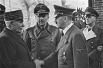 1940年10月，法國維希政府首腦貝當元帥（Marschall Henry Philippe Petain）與希特勒在法國會面 Bundesarchiv_Bild_183-H25217,_Henry_Philippe_Petain_und_Adolf_Hitler