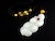 顏色脂白且質地綿密的和闐玉是目前珠寶市場的新寵，也是中國自古以來的知名玉石。Photo Credit：台灣聯合珠寶玉石鑑定中心