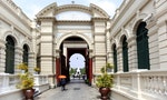1024px-Bangkok_Grand_Palace_entrance