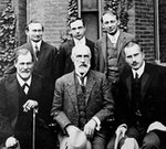 Hall_Freud_Jung_in_front_of_Clark
