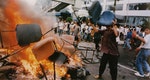 800px-Jakarta_riot_14_May_1998