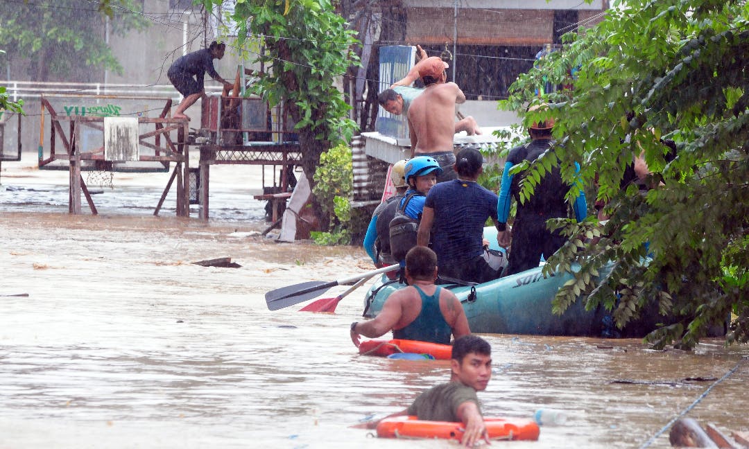 沈重耶誕節：天秤颱風奪菲律賓逾250命、上萬人無家可歸