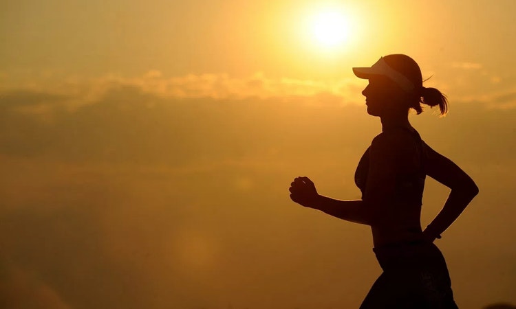 《秒懂馬拉松入門》：長跑時你要做的，不只加強腳力