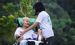 弘道基金會引進荷蘭長照模式，照顧老人不再是低薪過勞的「屎缺」