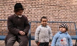 中國在新疆的「雙語教育」：9月起，校園全面禁止維吾爾語