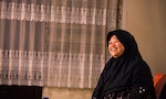 印尼女傭在阿拉伯：我每天睡四個小時，摺一座山的衣服