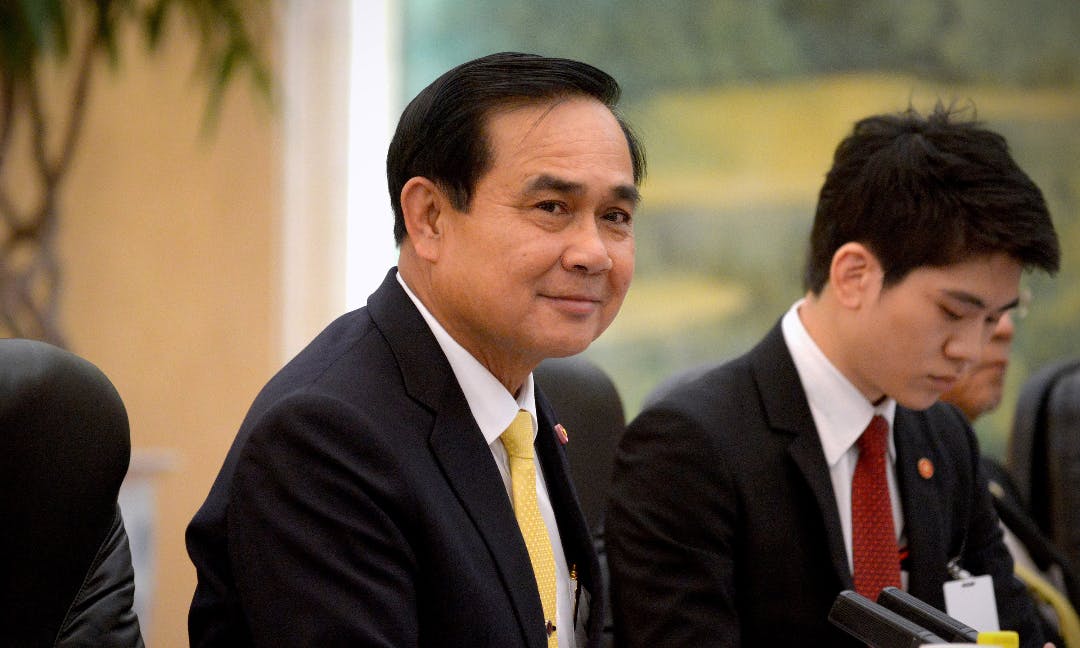 泰國王室批准「新選舉法案」為選舉設下最後期限，明年5月可望大選