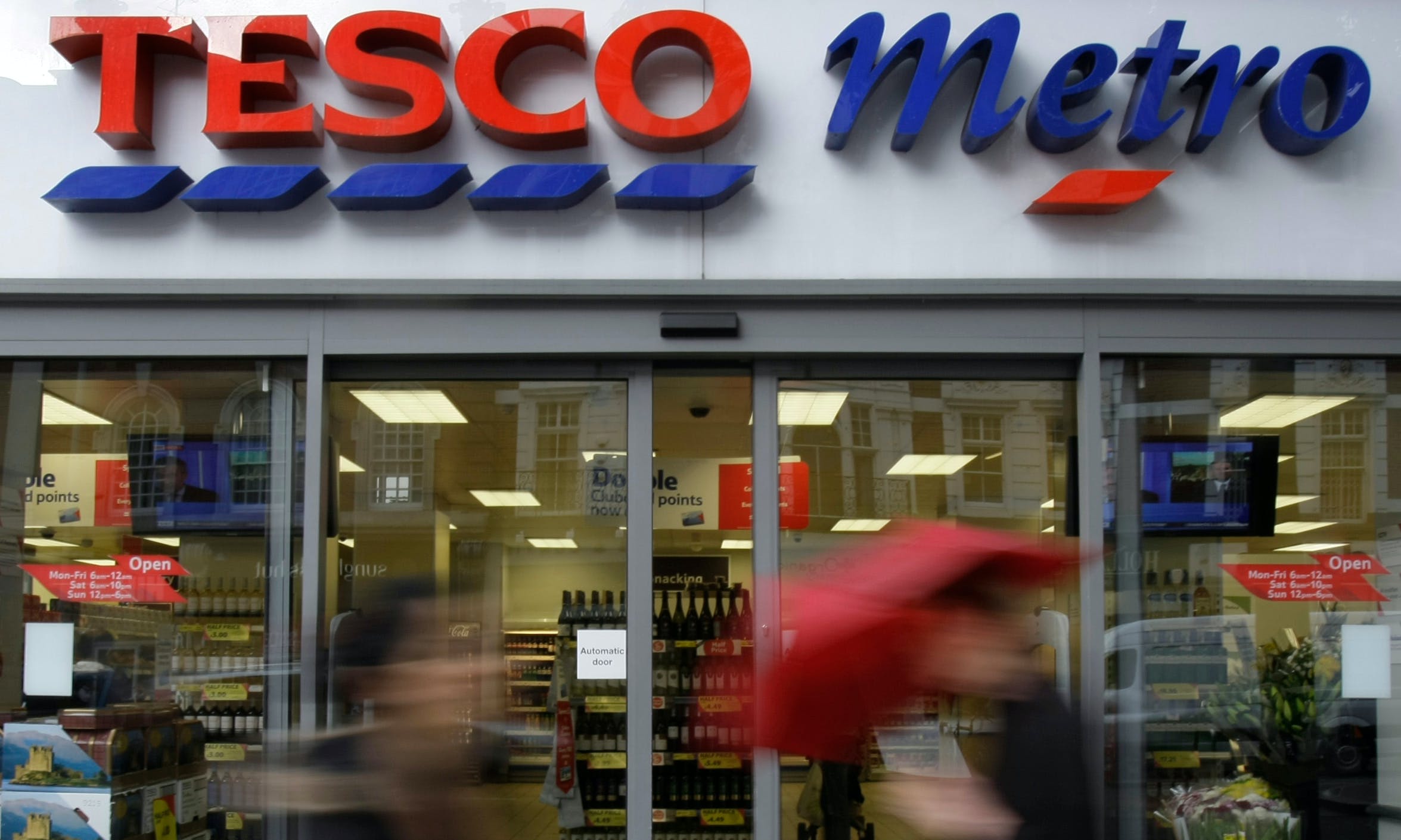為免浪費食物　英國最大連鎖超市Tesco取消標示過百種蔬果食用期限