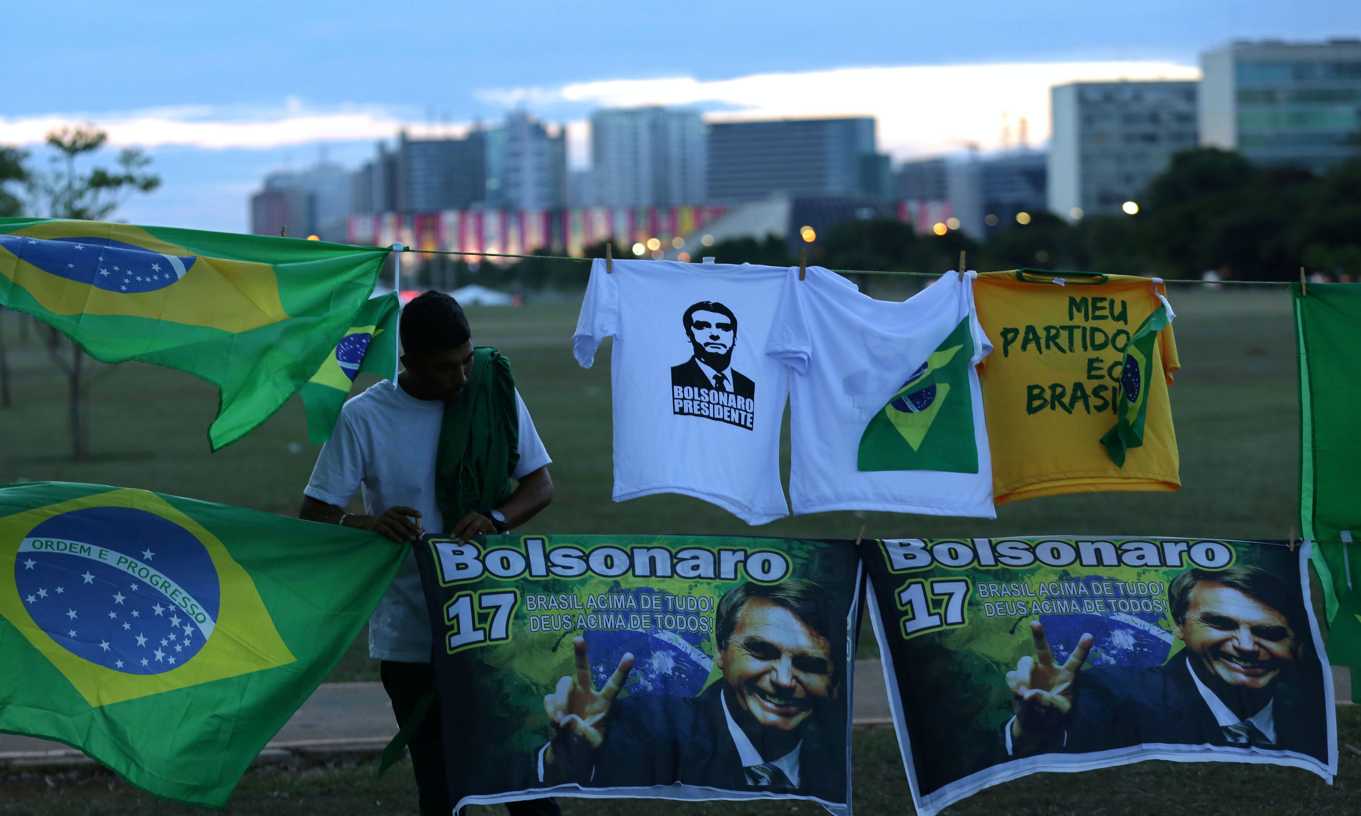 總統大選「極左 vs. 極右」對決，但巴西畢竟不是「香蕉共和國」