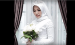未婚夫於獅航空難喪生，印尼女子獨拍婚紗照圓愛人遺願