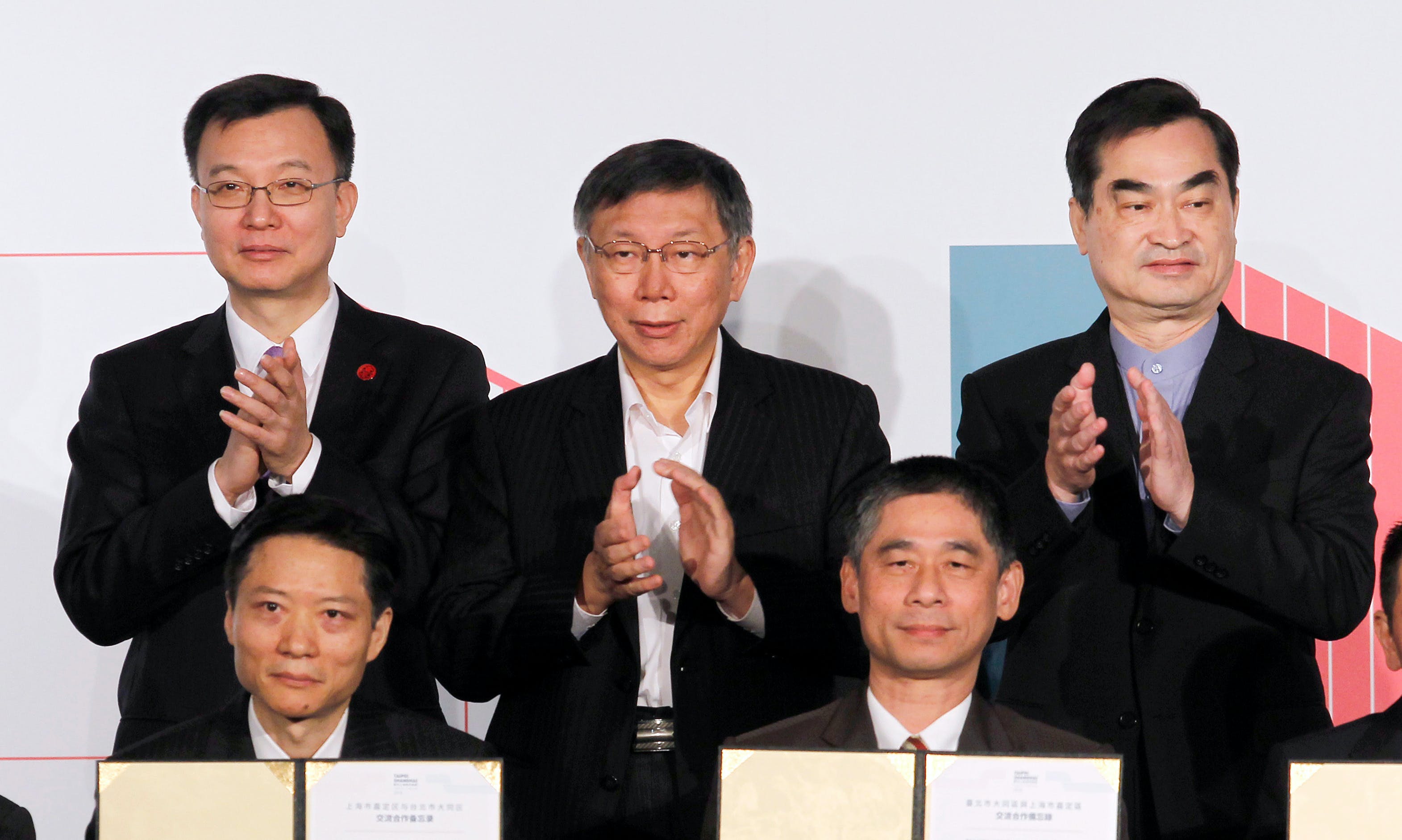 Taiwan News: Ko Calls for New Cross-Strait Terminology, Tsai Approval at 19%