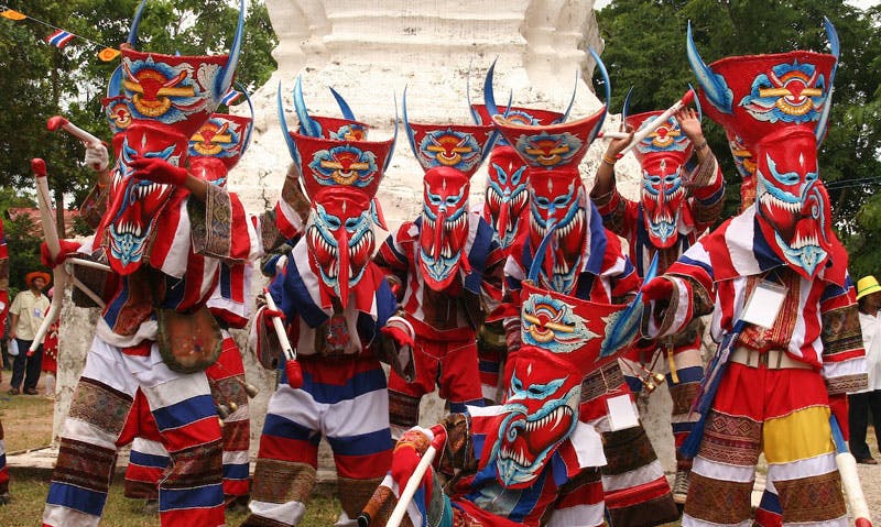 泰國鬼面具文化：從黎府「皮塔空」神鬼傳說，到成為藝術文創商品