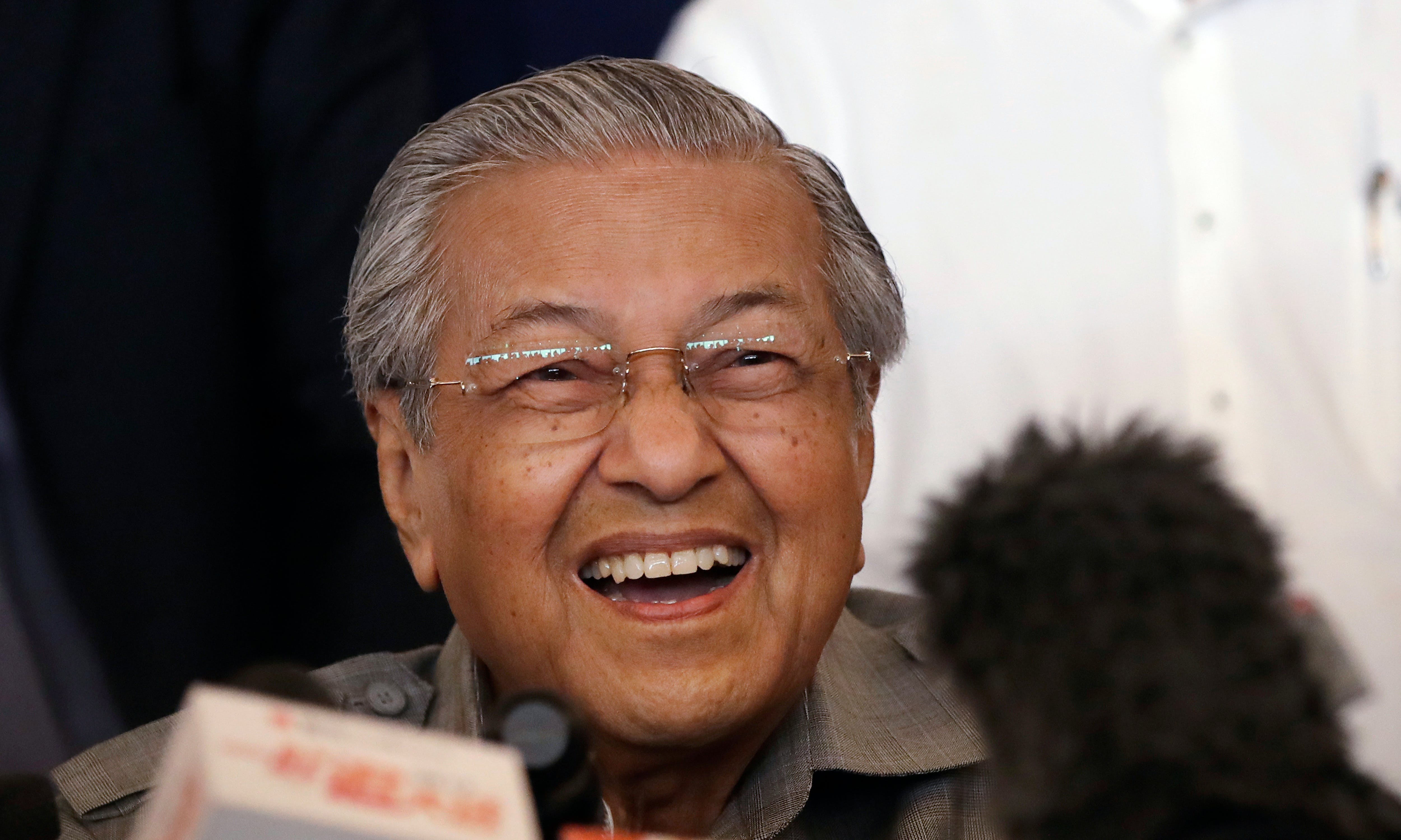 Week in Focus: Mahathir's Opposition Wins in Malaysia, North Korea Frees US Prisoners