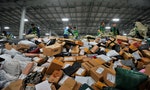 台灣網購1年估計產生8000萬個物流貨箱，「過度包裝」法規卻還管不到