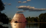 花上20年時間，為一個只存在兩週的作品做計畫：「包下」德國國會的地景藝術家——Christo