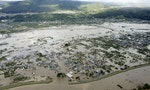 61年來最強颱風「哈吉貝」侵襲日本第3天，1697棟房屋淹水、至少35人死亡