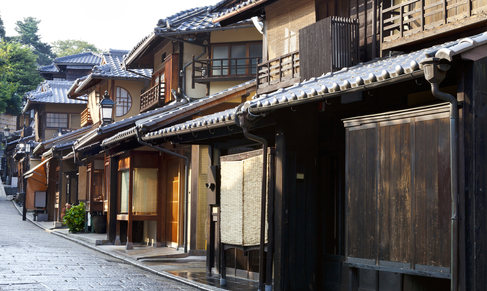 京町家：京都町家的美感、設計與職人精神》：玄關乃「行止與禮儀之關