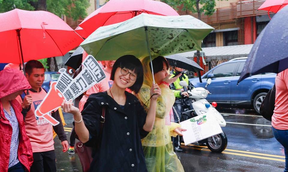 Women’s March Braves the Rain in Taipei, Tsai Touts Gender Equality