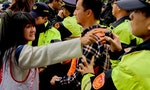 Daguan Residents Clash With Taipei Police After Receiving Eviction Notices
