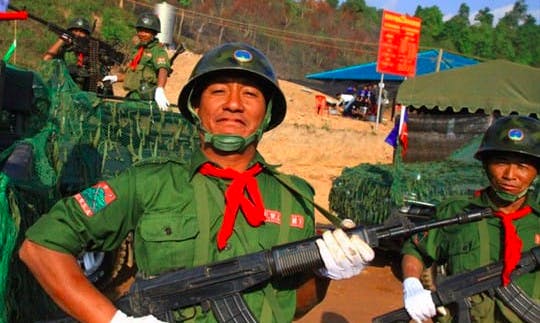 緬甸瓦邦叛軍籲軍政府與反政變戰士和談，仰光公車站遭炸彈攻擊1死9傷