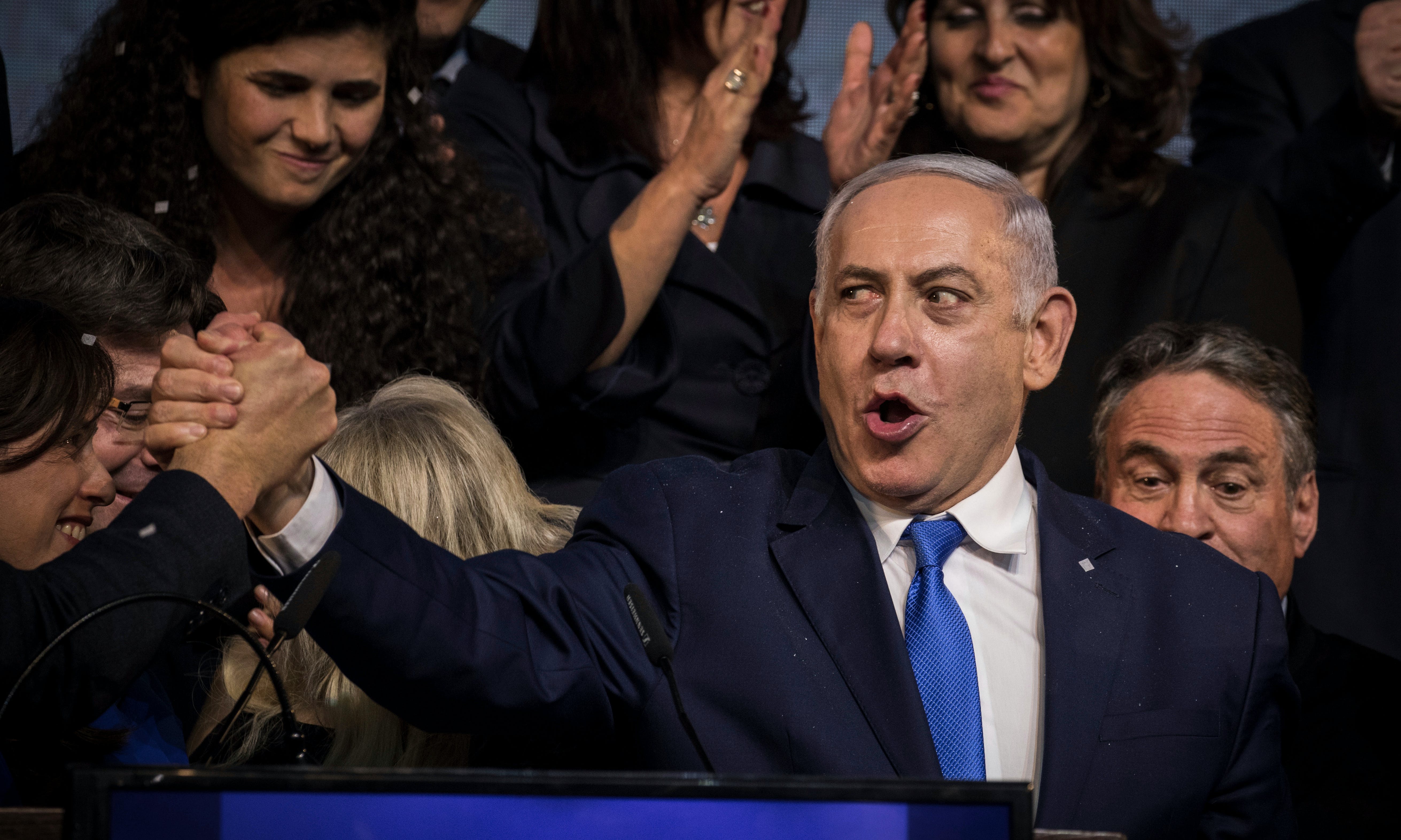 以色列大選：納坦雅胡如何「橋」出各黨利益，展開破紀錄任期？
