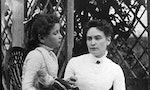 Helen_Keller_with_Anne_Sullivan_in_July_