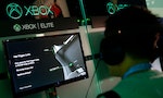 A_visitor_tests_Microsoft's_"Xbox_Elite"